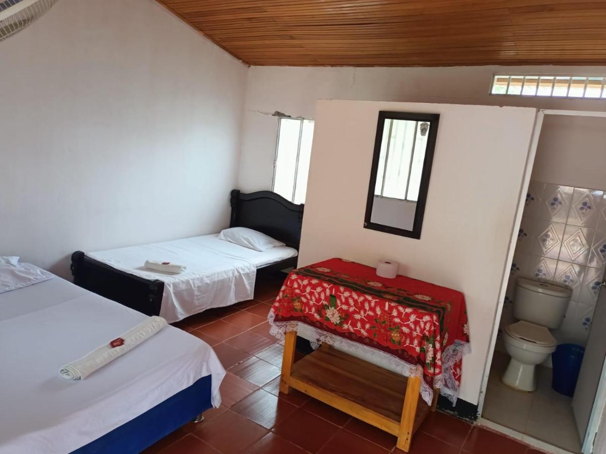 Hostal Sol De Verano Dona Lilia วิลญาเวียคา ภายนอก รูปภาพ